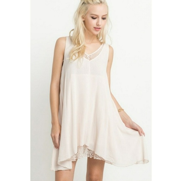 Umgee Dresses & Skirts - 🌿IVORY MESH DETAIL DRESS🌿